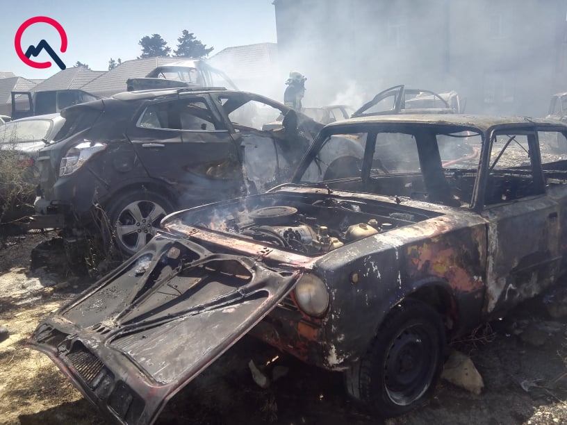 Dayanacaqda 51 avtomobil yanıb, 200 maşın yanğından mühafizə olunub - FOTOLAR 
