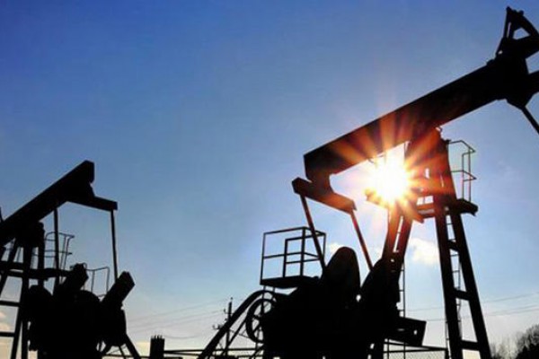 Azərbaycan nefti 56 dollaradək ucuzlaşdı 
