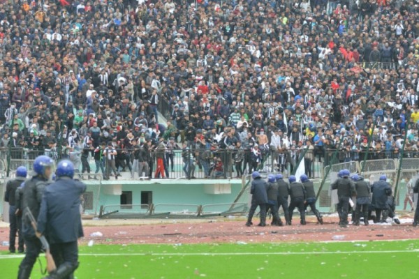 Futbol matçında insident: 62 nəfər xəsarət aldı