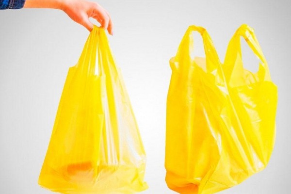 Plastik torbalara tətbiq olunan vergi ikiqat artıracaq 