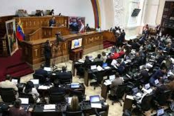 Parlament sədri həbs edildi 