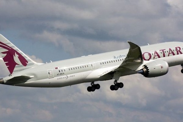 “Qatar Airways” aviaşirkəti Bakıdan uçuşu təxirə saldı - Sərnişinlər limanda qaldı