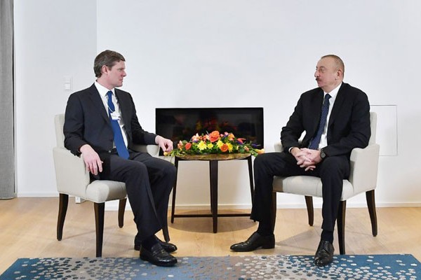 İlham Əliyev “Visa” şirkətinin prezidenti ilə görüşdü - FOTO