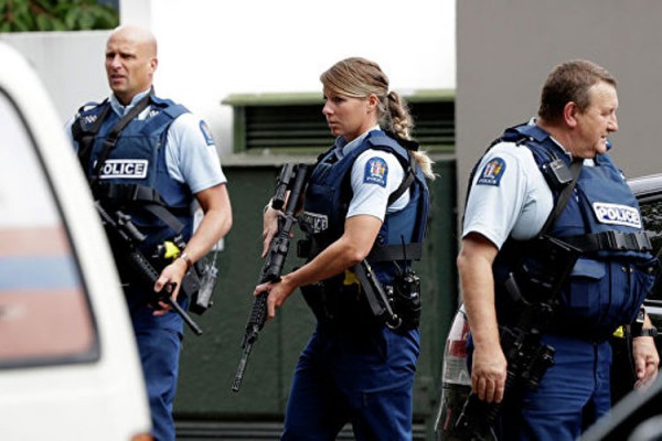 Yeni Zelandiyada iki məscidə hücum - 27 nəfər öldü