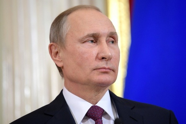 Putin: "Tənqidə açıq olmalıyıq”