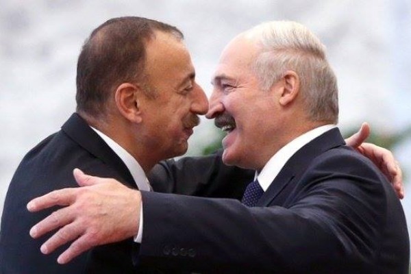Lukaşenkodan səmimi MƏKTUB: "Sanballı ictimai-siyasi dəyişikliklər..."