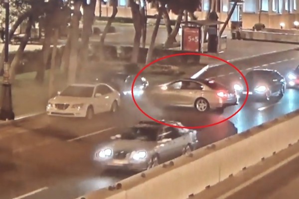 Bakıda yuxulu sürücü görün nə etdi - HADİSƏ ANI (VİDEO)