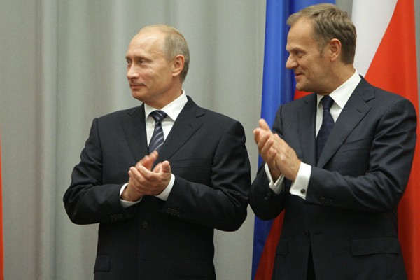 "Putinin açıqlaması məntiqsizdir" - Donald Tusk