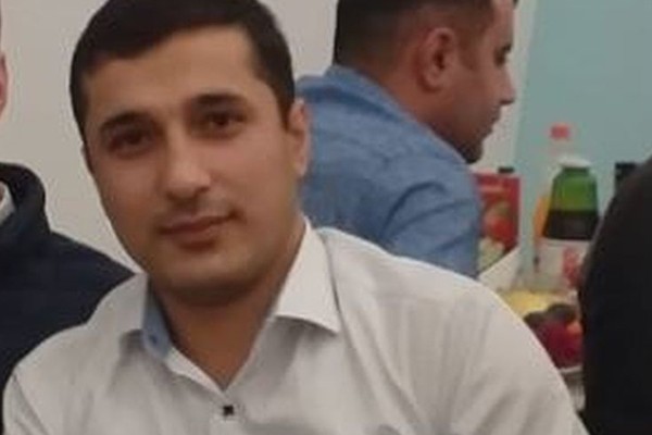 Kazaklar azərbaycanlı biznesmeni və oğlanlarını döydülər - FOTOLAR