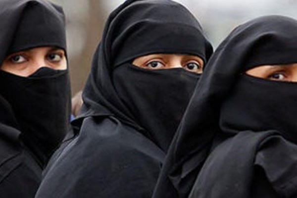 Müsəlman ölkəsində qadınlara niqab qadağan olundu 