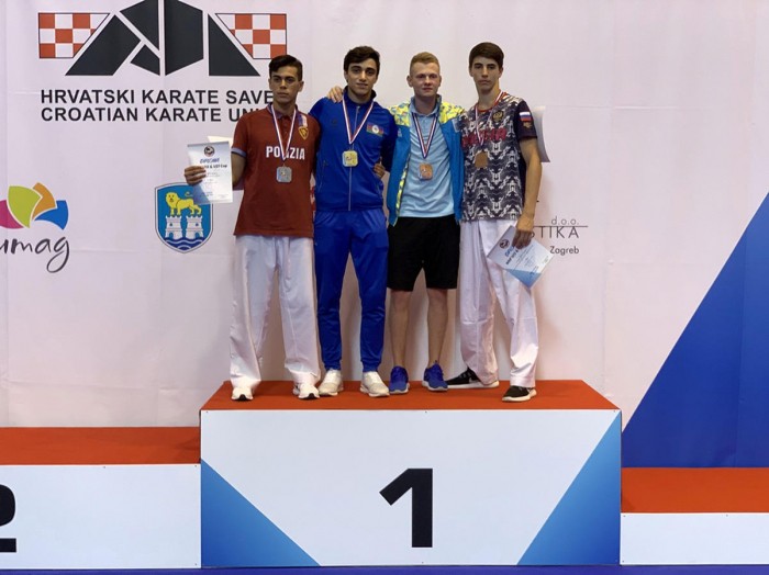 Karateçilərimiz daha iki medal qazanıb 