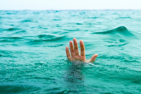 Sumqayıtda 33 yaşlı kişi dənizdə BOĞULDU