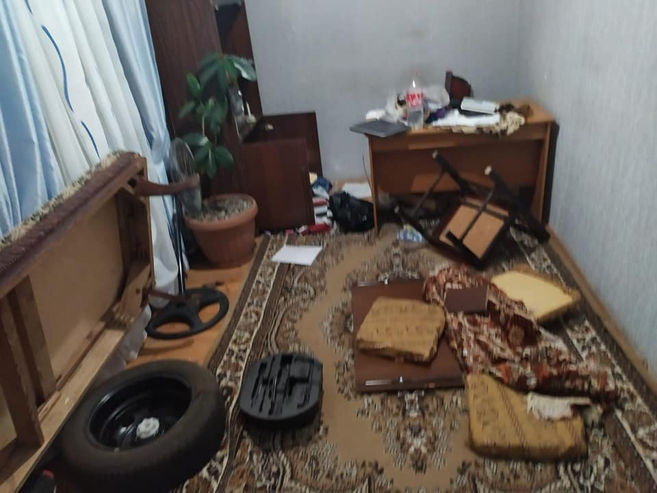 Jurnalistin qardaşının evi ikinci dəfə qarət olundu -FOTO