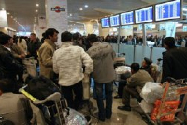 Moskva aeroportlarında 31 reys təxirə salındı, 12-si ləğv edildi