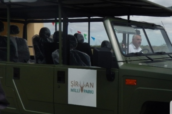 Şirvan milli parkına safari avtomobilləri verildi - FOTO