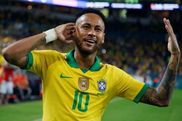 Neymar oyuna çıxdı – 3 aydan sonra ilk dəfə