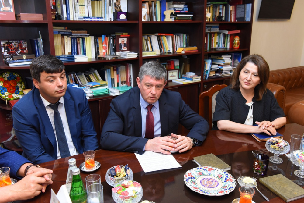 ADU və Ural Federal Universiteti arasında əməkdaşlıq müqaviləsi imzalandı - FOTO