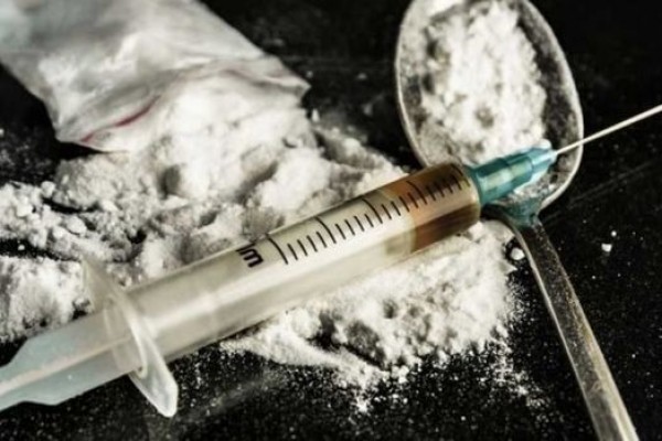 Narkotik maddə qəbul edən 46 yaşlı kişi öldü 