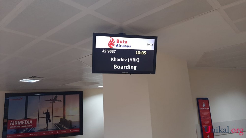 "Buta Airways" 100-dən çox sərnişini aeroportda saxladı - FOTO