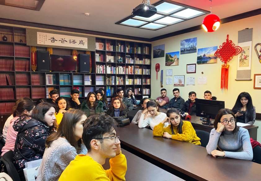 ADU-da Çin iqtisadiyyatına dair seminar keçirildi - FOTO