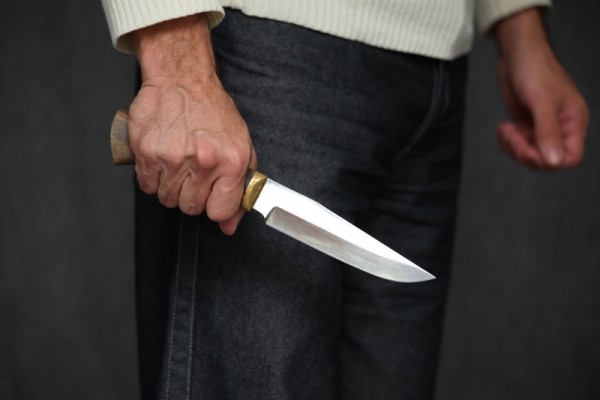 31 yaşlı gənc bıçaqlandı - Bakıda