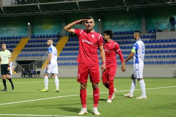 Azərbaycanlı futbolçuya iki ölkədən təklif gəldi