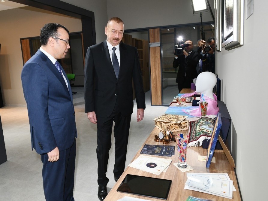 İlham Əliyev 2 saylı DOST mərkəzinin açılışında - FOTOLAR-YENİLƏNİB