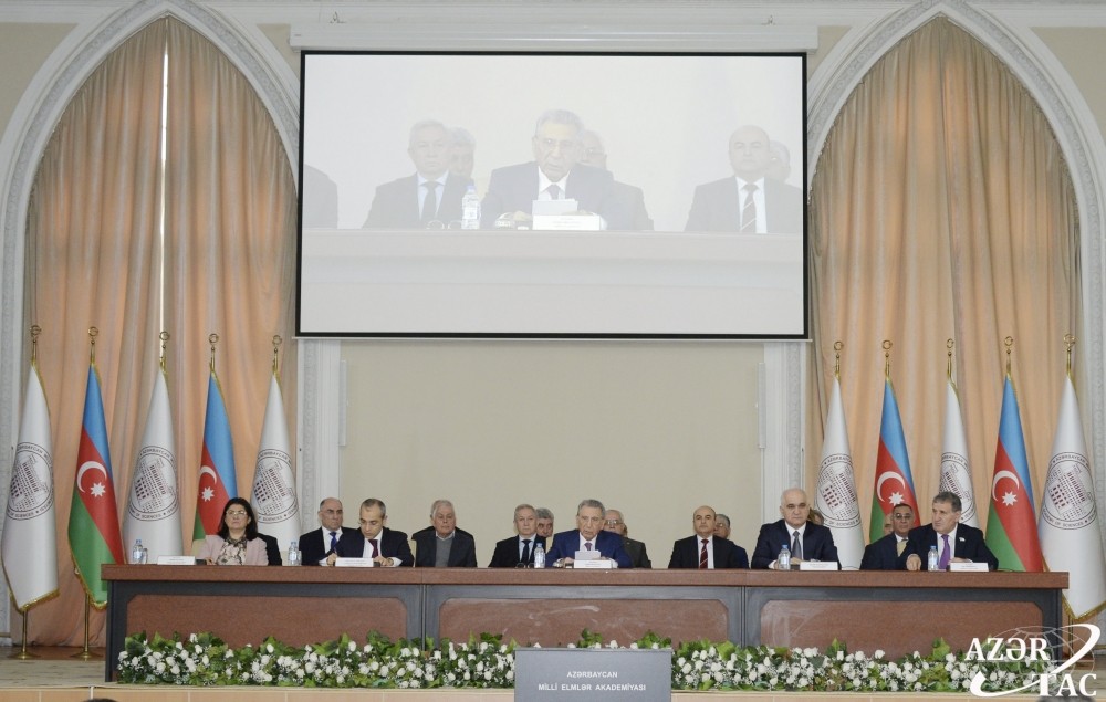 Ramiz Mehdiyev nazirləri AMEA-ya topladı -vitse-prezident seçilir (FOTOLAR)