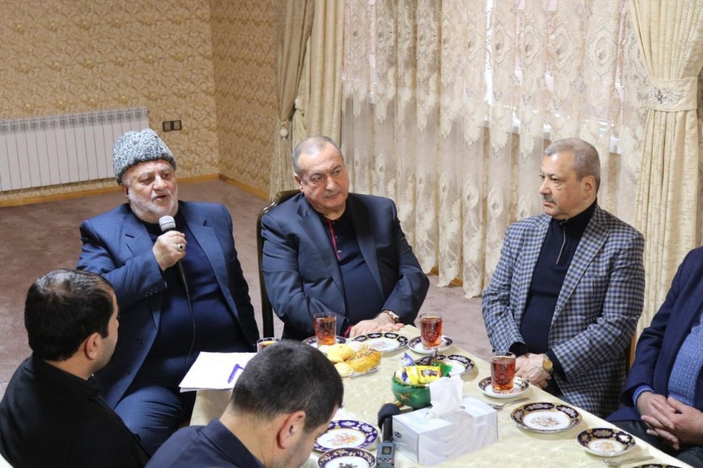 Eldar Quliyev  Nardaranda seçiciləri ilə görüşdü - FOTO