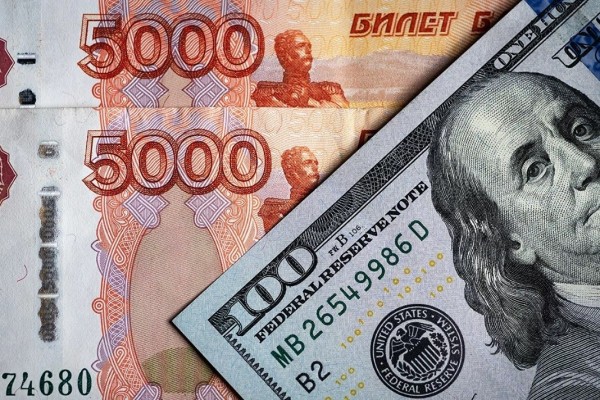 Rusiyalı milyarderlər ötən ay 7,7 mlrd. dollar itiriblər 