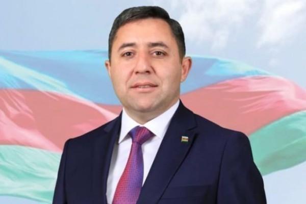 Elmar Musayev seçicilərini səsverməyə çağırdı (Video)