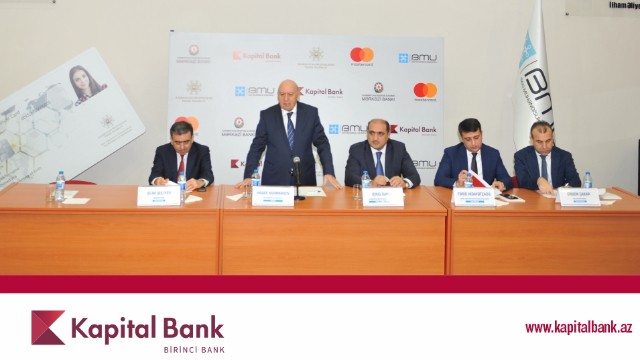 Kapital Bank növbəti ali məktəbdə “Smart tələbə kartı” təqdim etdi 