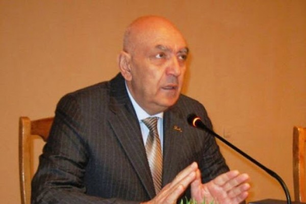 Prezident Mirdaməd Sadıqovu Şöhrət ordeni ilə təltif etdi 