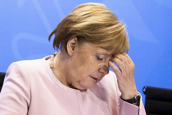 Angela Merkel koronavirus şübhəsiylə karantinə alındı