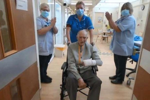 99 yaşlı müharibə veteranı koronavirusdan sağaldı - VİDEO
