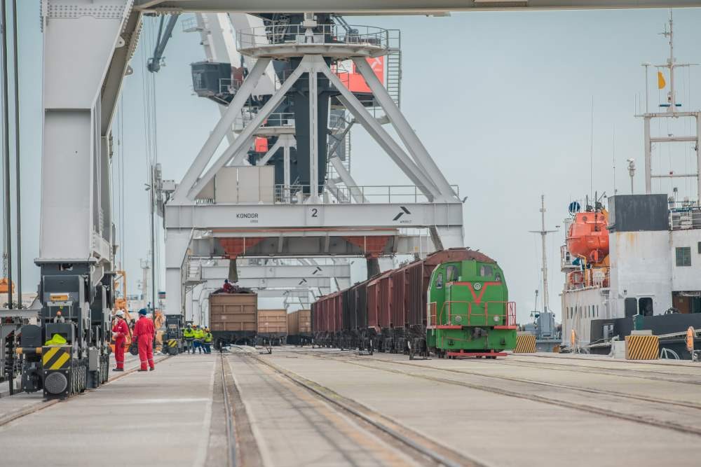 Yüklərin konteynerlərlə Orta Asiyaya fasiləsiz olaraq çatdırılması təmin edilir - FOTO