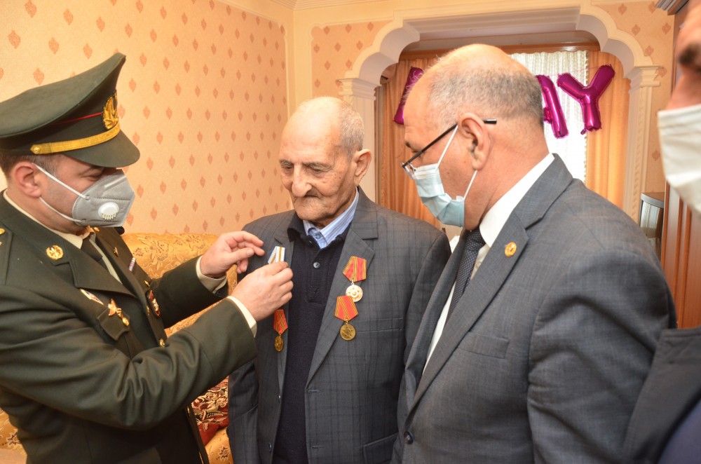 İkinci Dünya Müharibəsi veteranları ilə görüş keçirildi - FOTOLAR