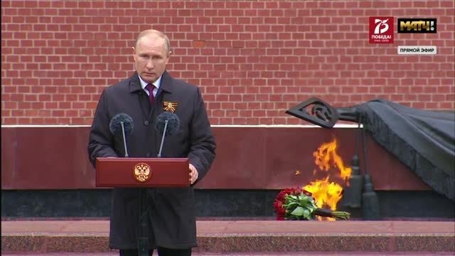 Putin abidəni ziyarət etdi:Havada parad başladı (VİDEO)