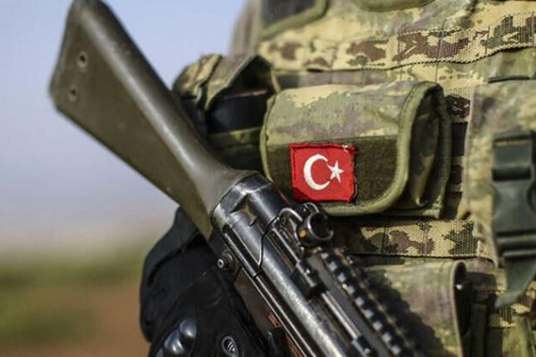 Türkiyədə axtarışda olan 3 terrorçu təslim olub 