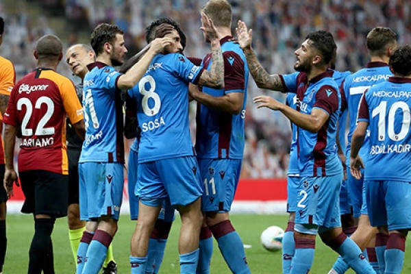 “Trabzonspor” “Qalatasaray”ı məğlub etdi 