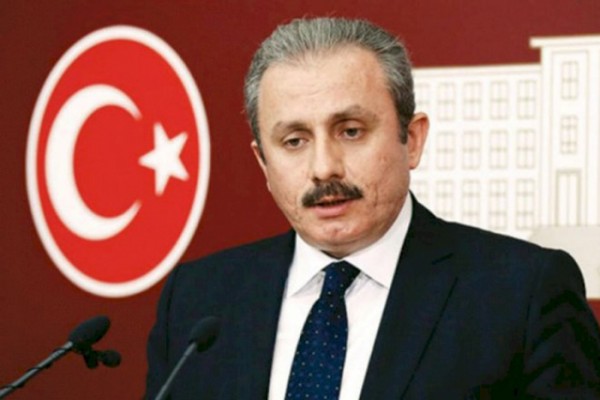 Mustafa Şentop yenidən parlament sədri seçildi 