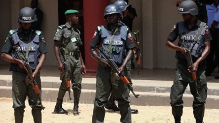 Silahlı atışmada 35 hərbçi öldürüldü - Nigeriyada