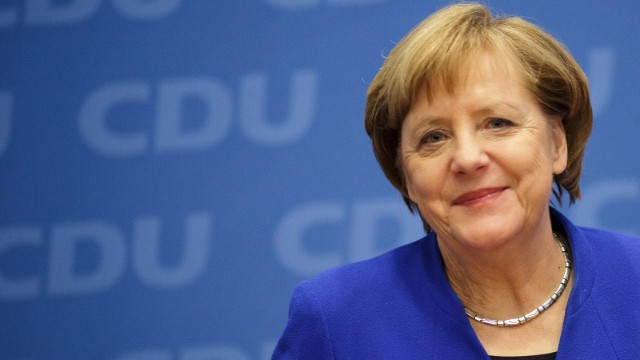 Merkelin görüntüləri maraq doğurdu - VİDEO