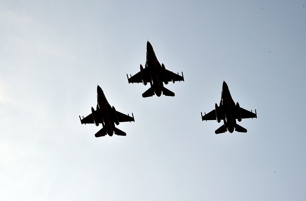 “TurAz Qartalı-2020” təlimlərində iştirak edəcək F-16-lar AZƏRBAYCANDA - VİDEO/FOTO