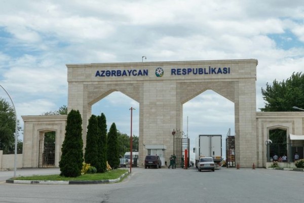 Daha 400 Azərbaycan vətəndaşı Rusiyadan vətənə gətirildi 