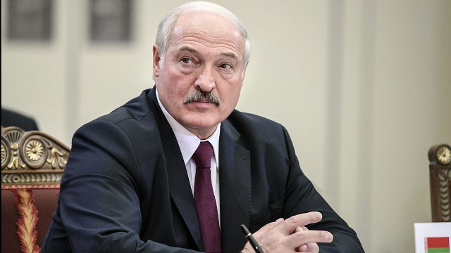 Kreml Lukaşenkonun Moskvaya səfərindən danışdı 