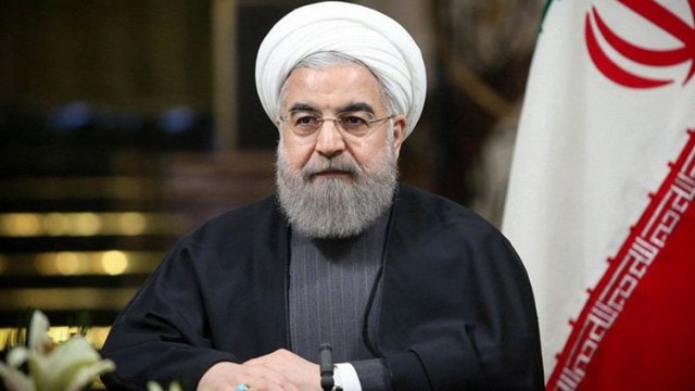 Ruhani ABŞ sanksiyalarını "iqtisadi terror" adlandırdı