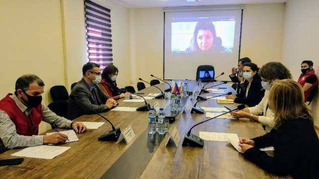 Novruz Aslanov beynəlxalq təşkilatların nümayəndələri ilə görüşdü - FOTOLAR