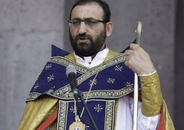 Ermənistanda din xadimi Təhlükəsizlik Xidmətinə çağırıldı