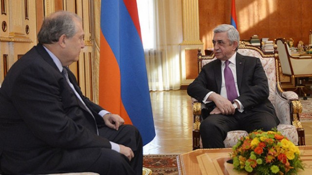 Ermənistan prezidenti Sarkisyanla müzakirələr apardı 